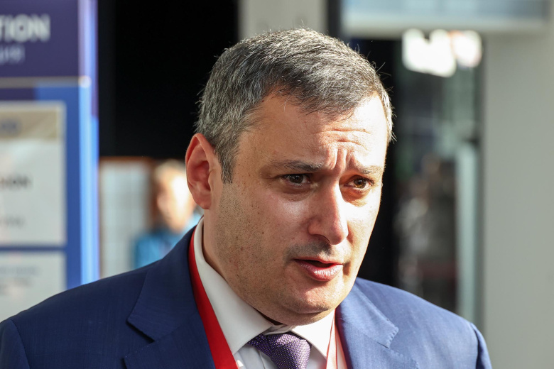 Александр Хинштейн