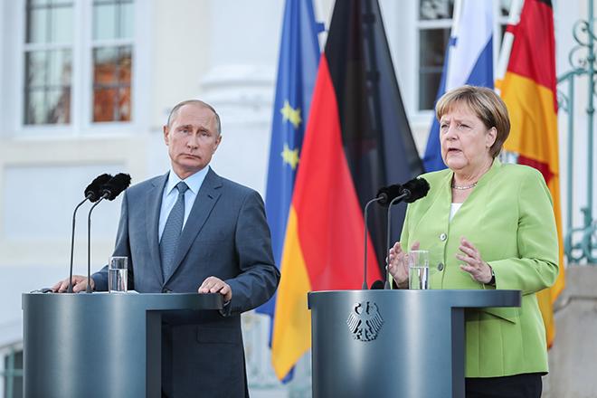 Владимир Путин и Ангела Меркель