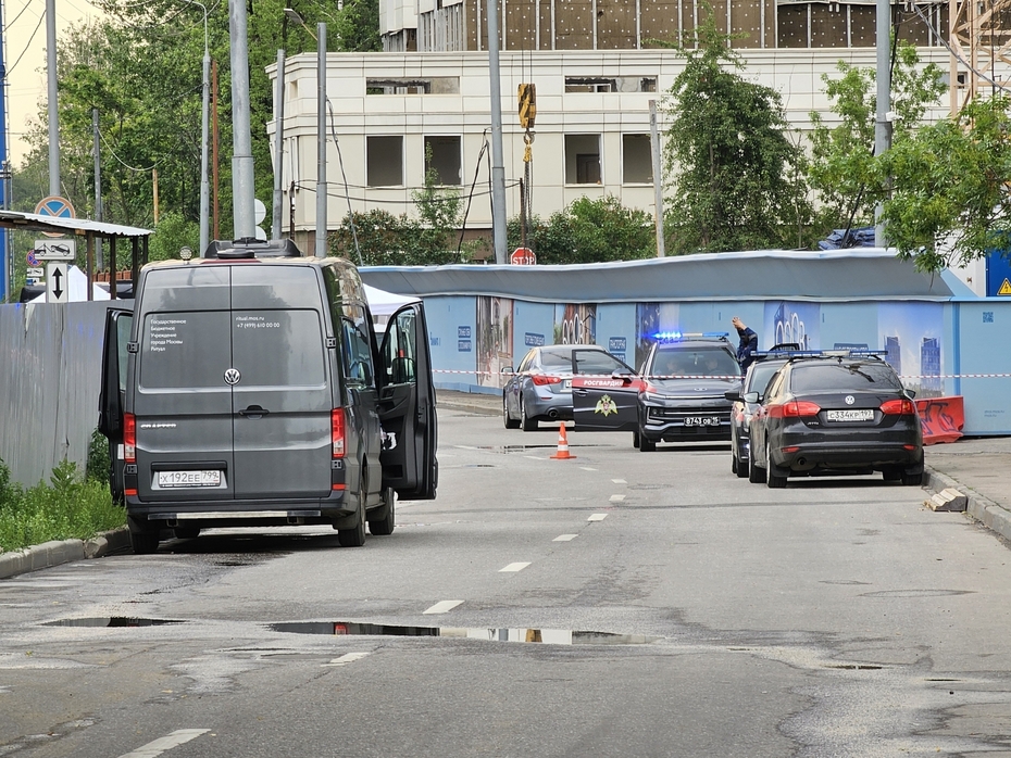 Обстановка на месте убийства мужчины на западе столицы