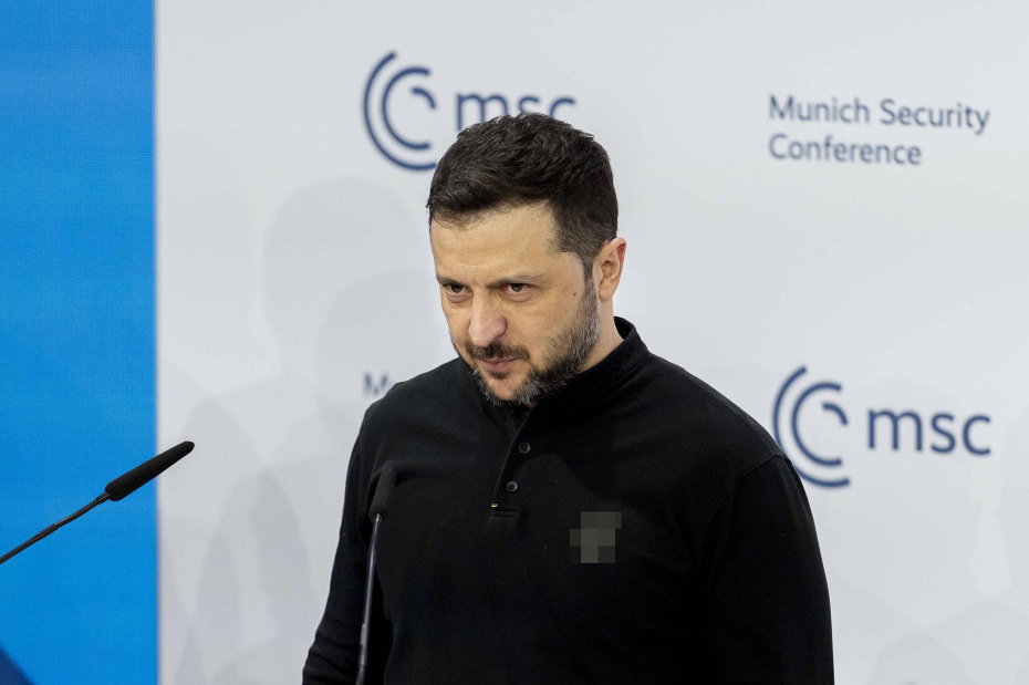 Зеленский снова обозвал россиян