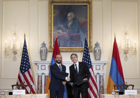 Ереван — Вашингтон: отношения Армении и США становятся всё ближе