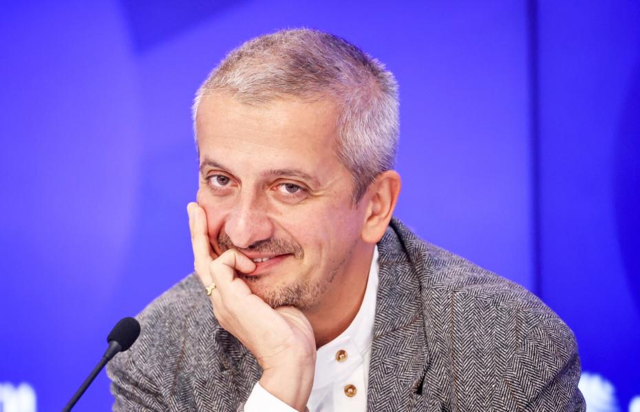Константин Богомолов