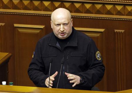 Турчинов заявил о готовности «лично штурмовать» Крым