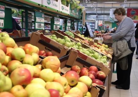Росстат зафиксировал рост дефляции в России третий месяц подряд