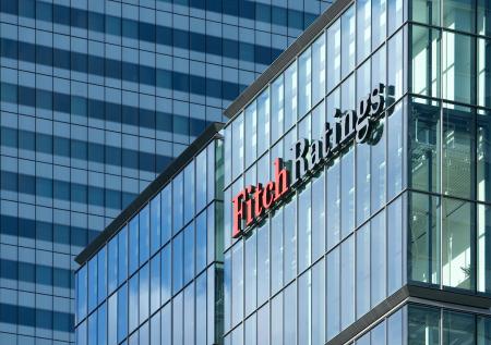 Fitch повысило долгосрочный рейтинг эмитента Украины сразу на два пункта