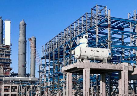 Взрыв прогремел на Амурском газоперерабатывающем заводе