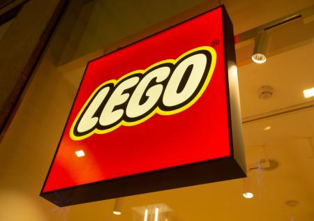 LEGO окончательно покинет Россию