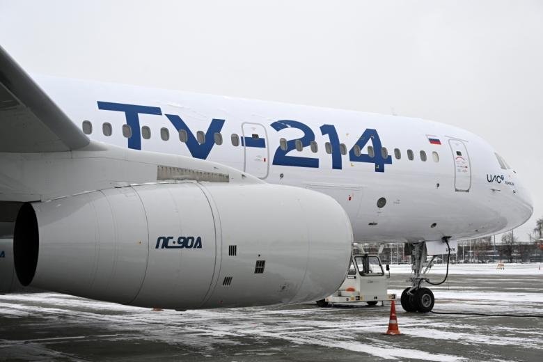 Ту-214