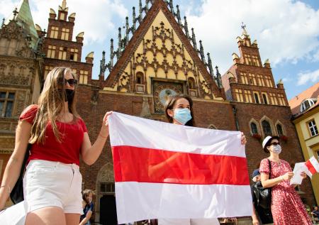 Польша приняла более 100 спасающихся от преследования белорусов