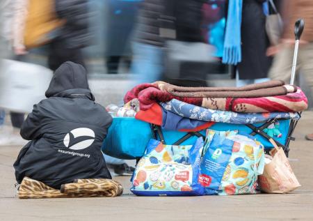 В Германии нашли связь между наплывом украинцев и ростом числа бомжей