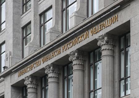 Минфин не станет рассматривать ограничения по налогам для самозанятых