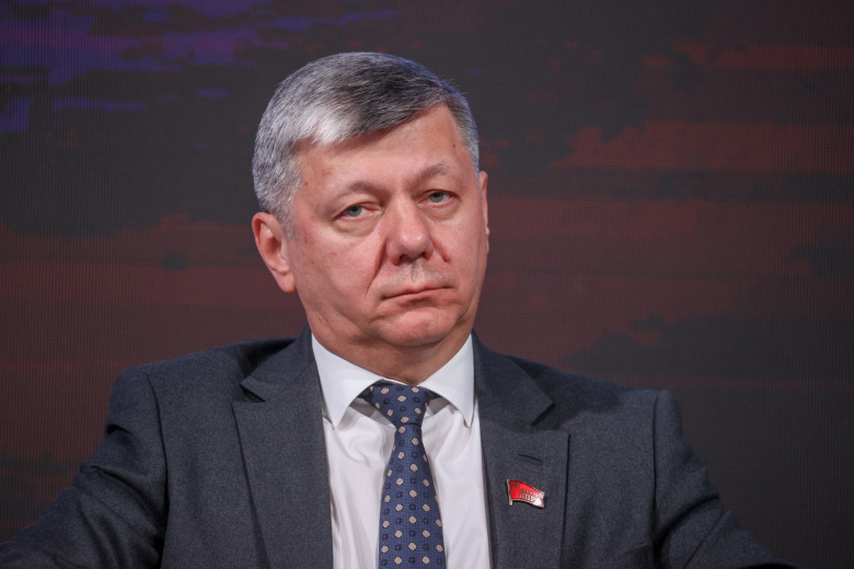 Дмитрий Новиков