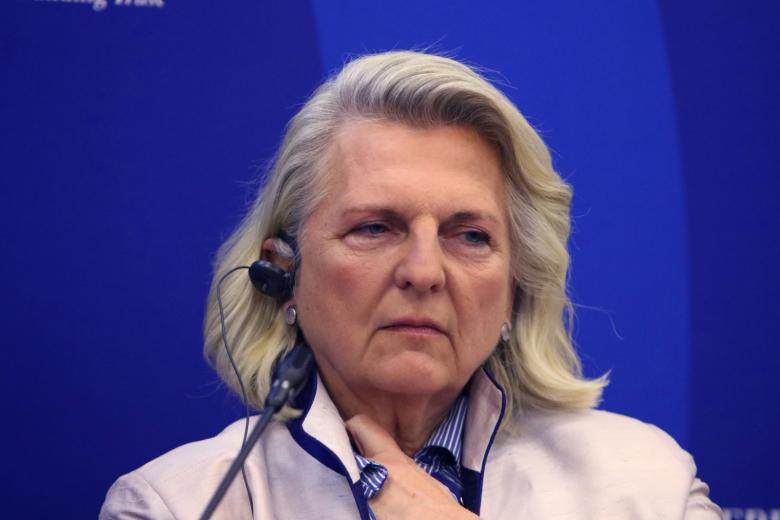 Карин Кнайсль