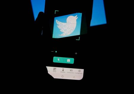 Маск обучит искусственный интеллект с помощью Twitter