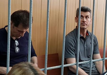 Братьям Магомедовым продлили арест до ноября