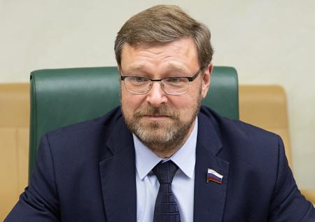 Косачев о санкциях США против Rosneft Trading: подчиняться не будем