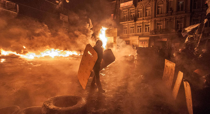 На акциях протеста люди выступали за европейский путь