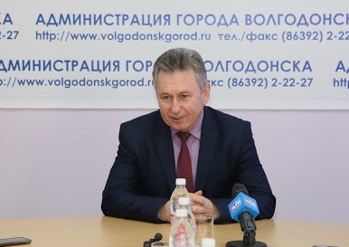 Виктор Мельников