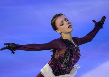 Щербакова рассказала, как Загитова помогает ей с прыжками