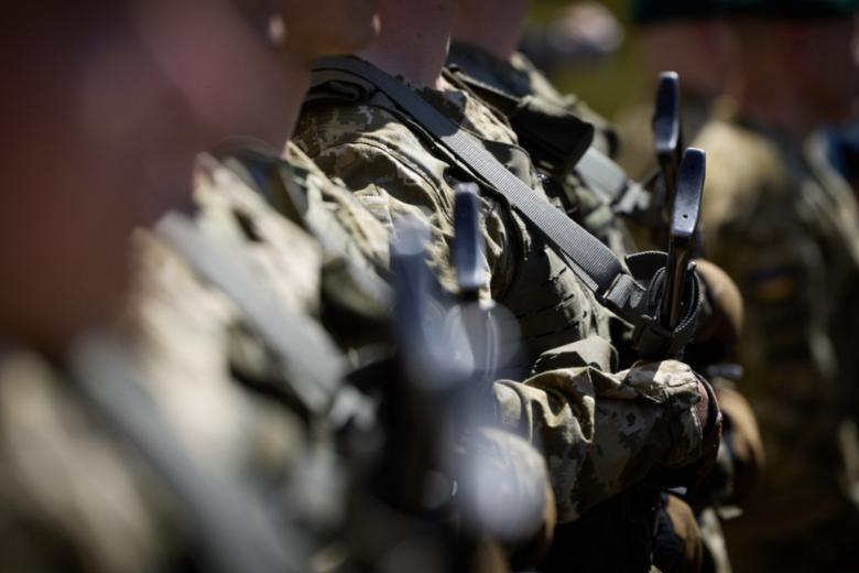 Военнослужащие Вооруженных сил Украины в зоне боевых действий