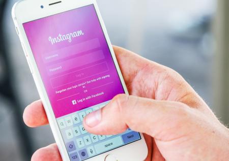 Instagram заблокировал страницу властей ХМАО из-за жалоб пользователей