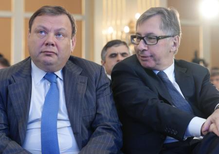 Фридман и Авен избавились от долей в Альфа-Банке ради снятия санкций