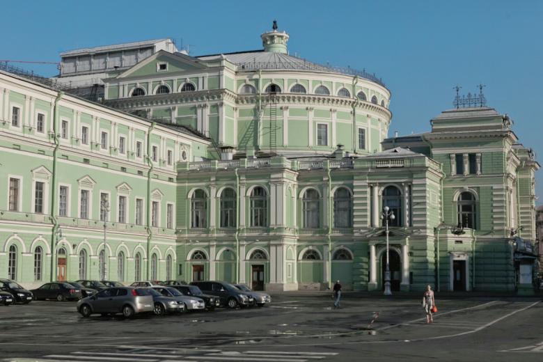 Здание Мариинского театра