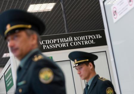 В Госдуме предложили депутатам отчитываться о выезде из страны