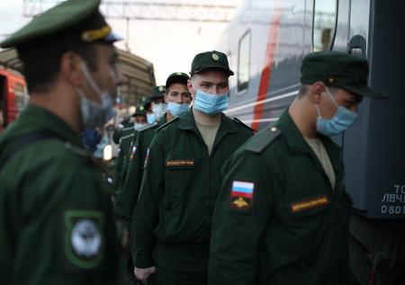 Ссылка оппозиционеров в армию: репрессия или «жёсткая гребёнка» для всех