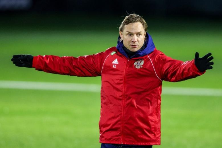 Валерий Карпин
