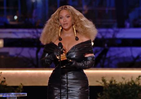 Бейонсе побила рекорд по числу Grammy