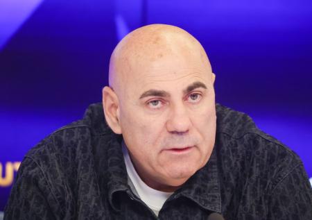 Кадыров удостоил Пригожина высокого звания в Чечне