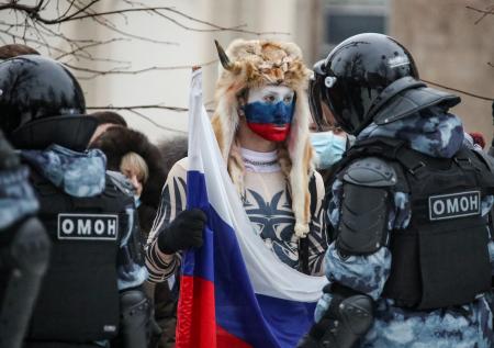 Что такое пятая колонна и кто за ней стоит