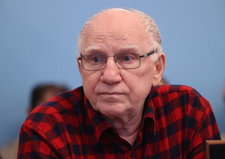 Актер Баринов рассказал о своем самочувствии после падения на лед 