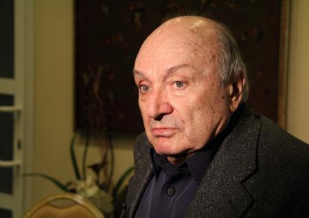 «Литература — это искусство избегать слов»: умер сатирик Михаил Жванецкий