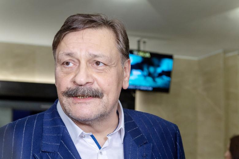 Народный артист РФ Дмитрий Назаров