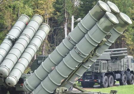 Комплексы С-400 отразили нападение условного противника в Сибири