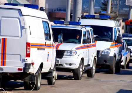 Фура столкнулась с военным броневиком под Смоленском