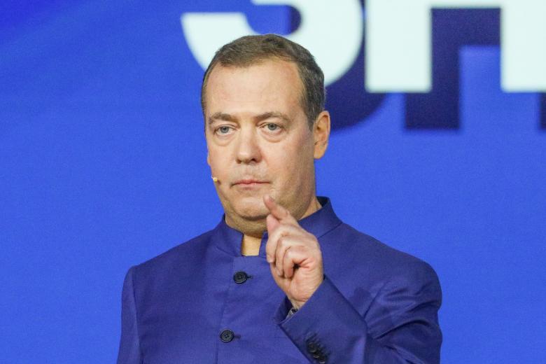 Зампред Совбеза РФ Дмитрий Медведев