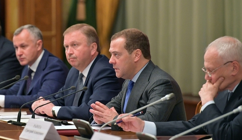 Председатель правительства Дмитрий Медведев