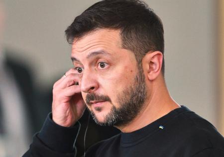 Украинка задала Зеленскому неудобный вопрос после слов о ситуации на фронте
