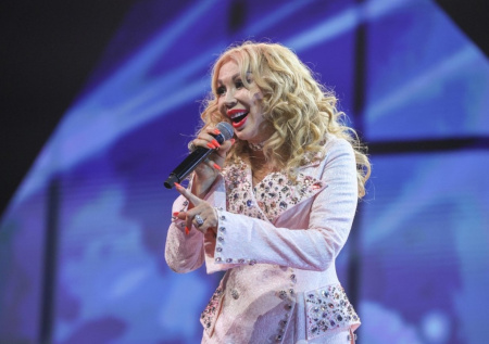 Муж Маши Распутиной связал скандал с их домом на Рублевке и дело Долиной