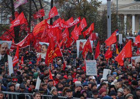 Кагарлицкий: власть хочет перевести КПРФ в ручное управление