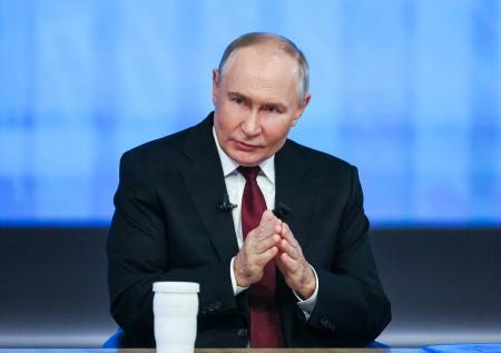 В МИД России рассказали об организации контактов Путина и Трампа
