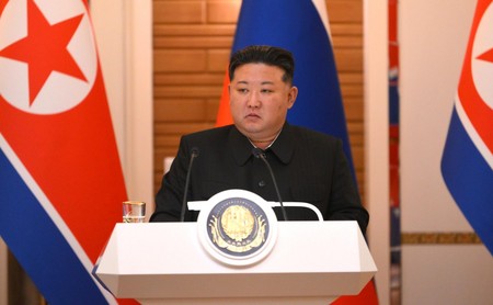 Ким Чен Ын призвал КНДР готовиться к любой войне