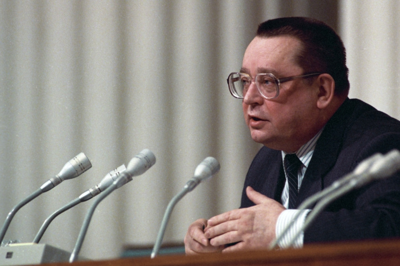 Валентин Павлов