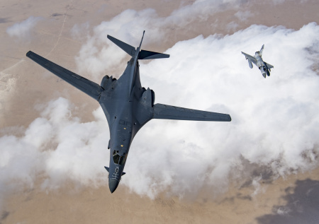 Ядерный бомбардировщик ВВС США прибыл на базу в Европе