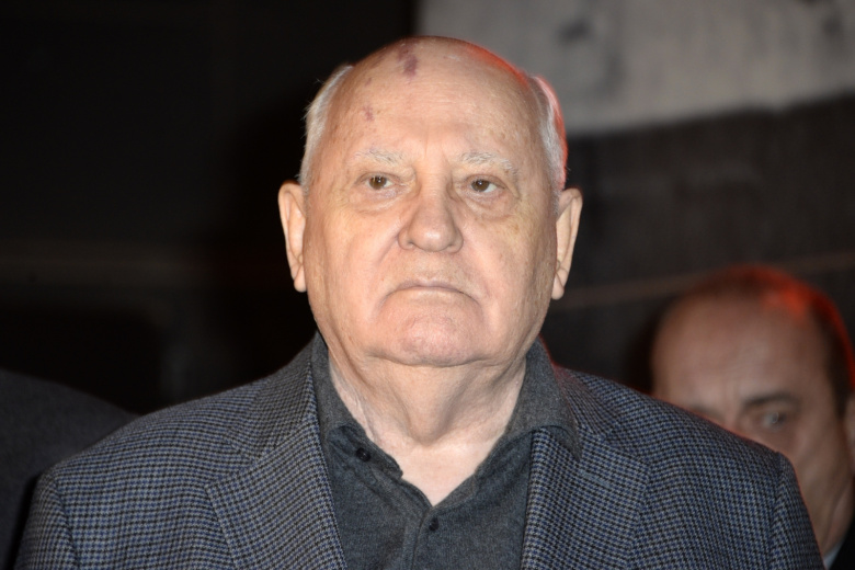 Михаил Горбачев