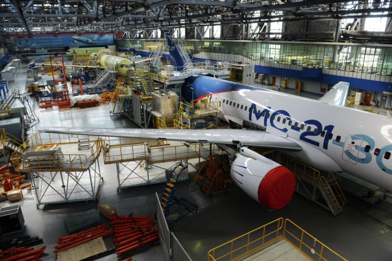 Цех сборки самолёта МС-21-300