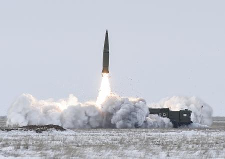 Появились кадры удара по заводу «Мотор Сич» в Запорожье